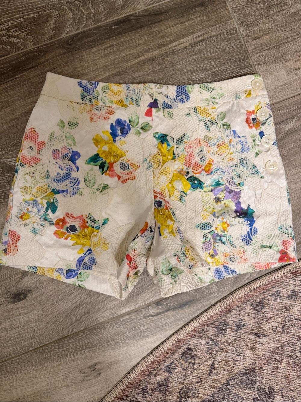 elevenses White Floral High-Waist Lace-Texture Shorts